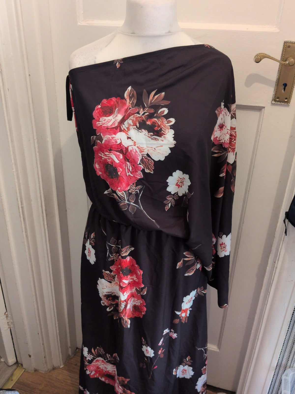 Chicme Medium Black Floral Off The Shoulder Long Length Dress
