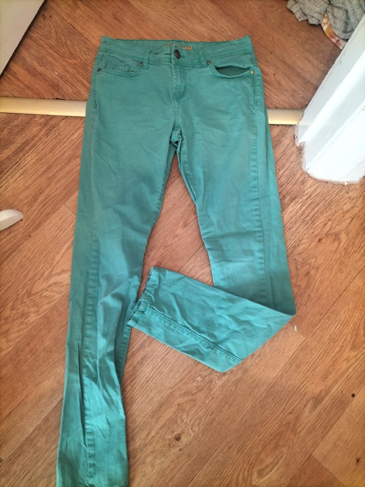 Ladies Denim+Co Size 10 Turquoise Skinny Jeans