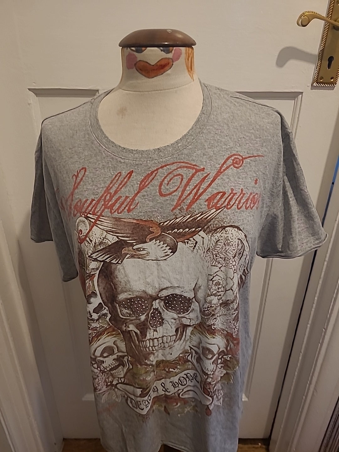 Ladies Urban Spirit Size XL Grey Skull Short Sleeved Tshirt
