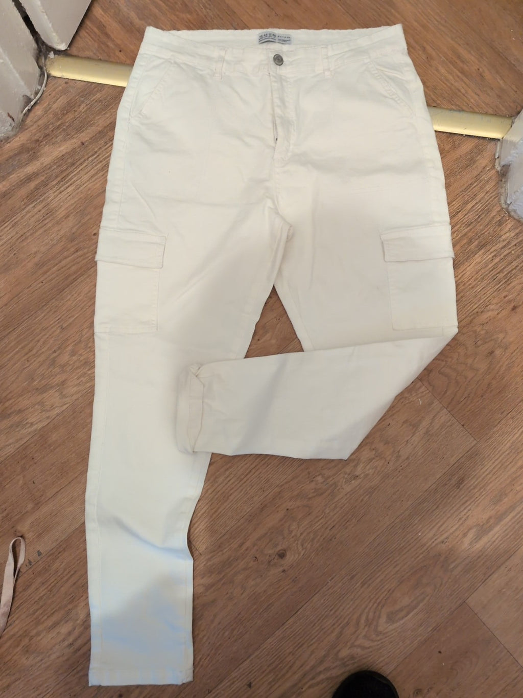 Denim&Co 16 White Cargo Jeans