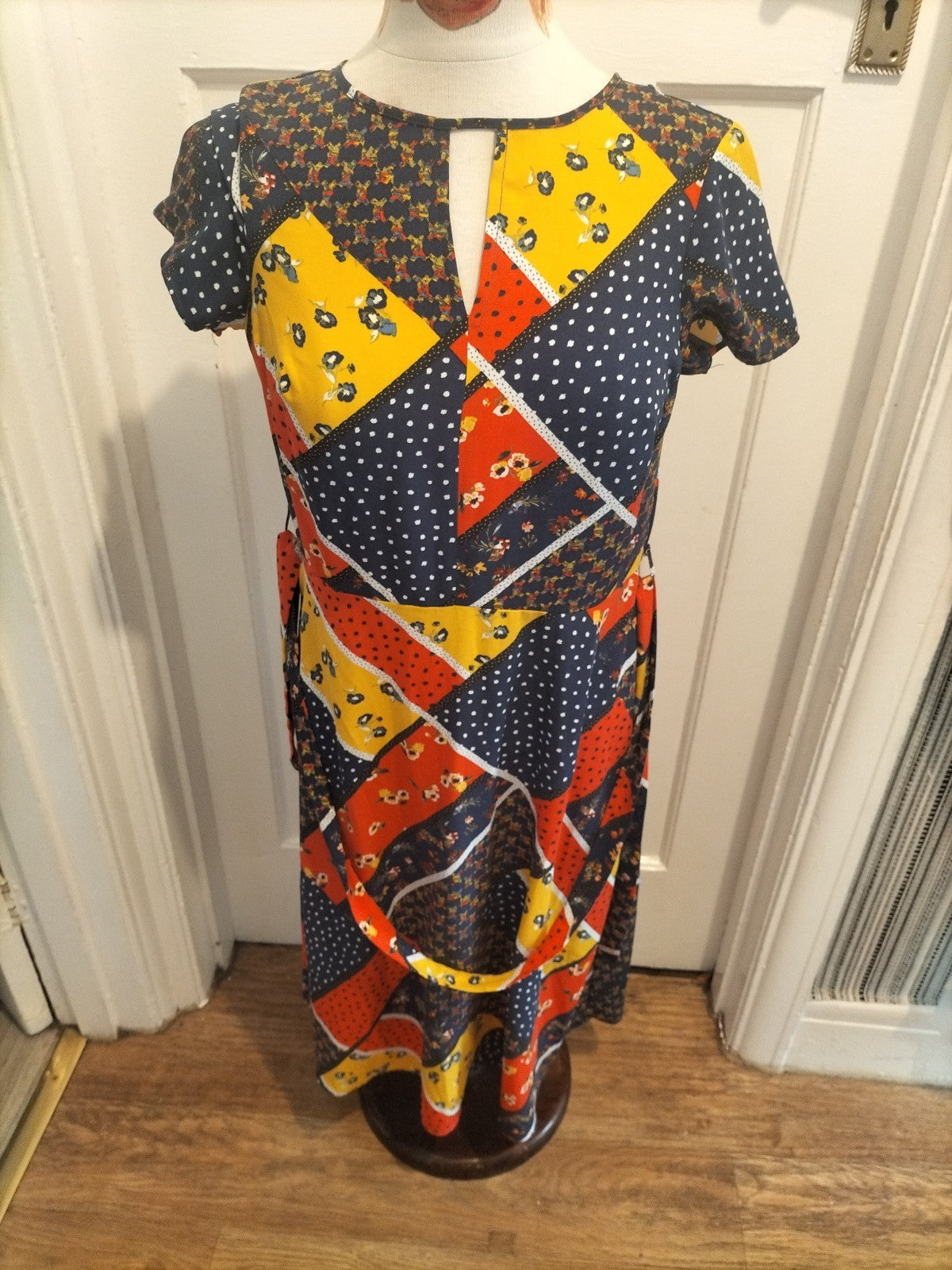 Ladies Tu Size 8 Multi Coloured Cap Sleeved Dress