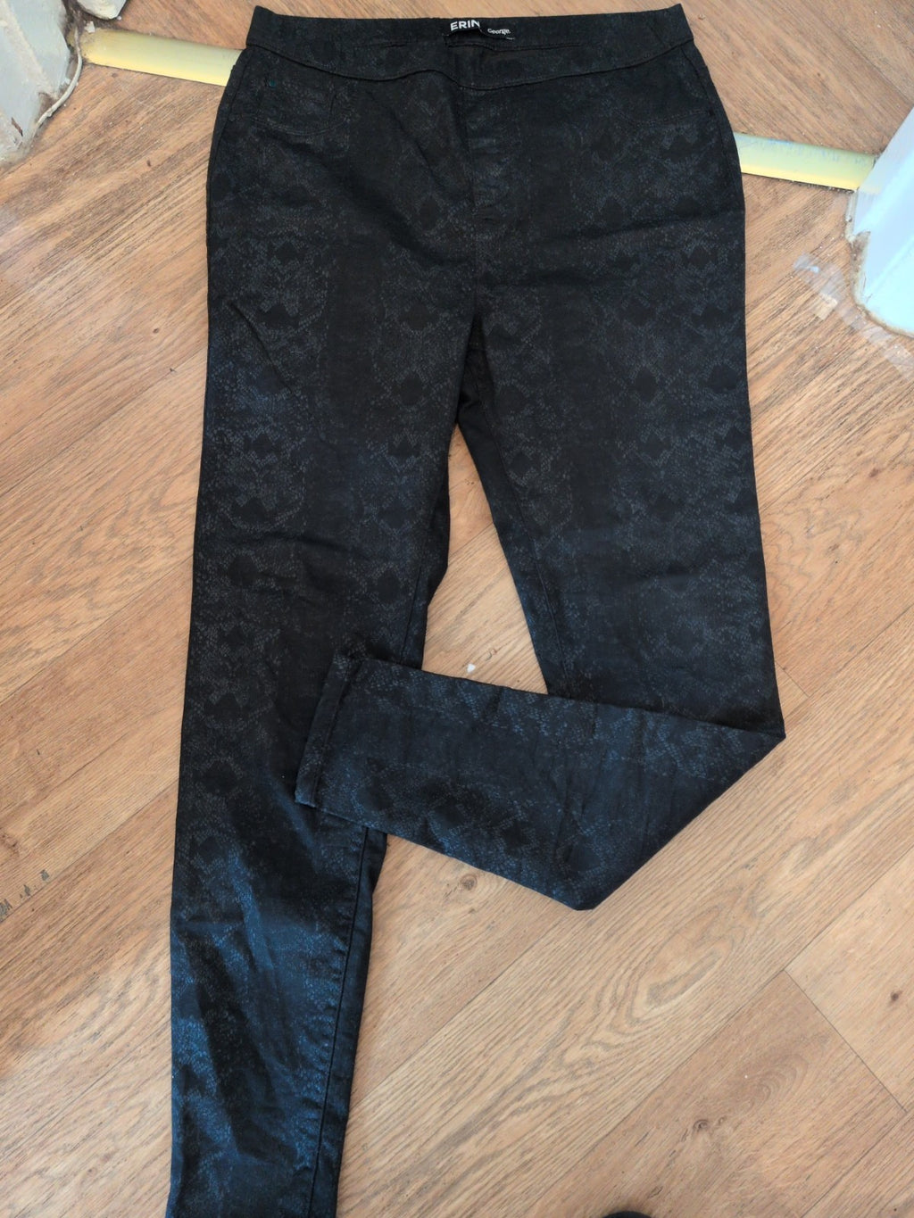 George 16 Black Patterned "Erin" Jegging