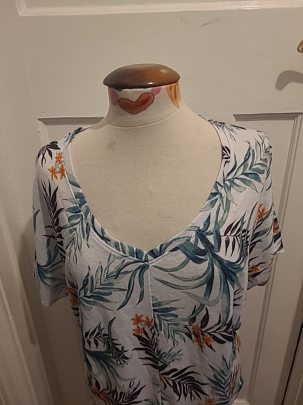 Ladies George Size 16 Multi Coloured Floral Short Sleeve Blouse