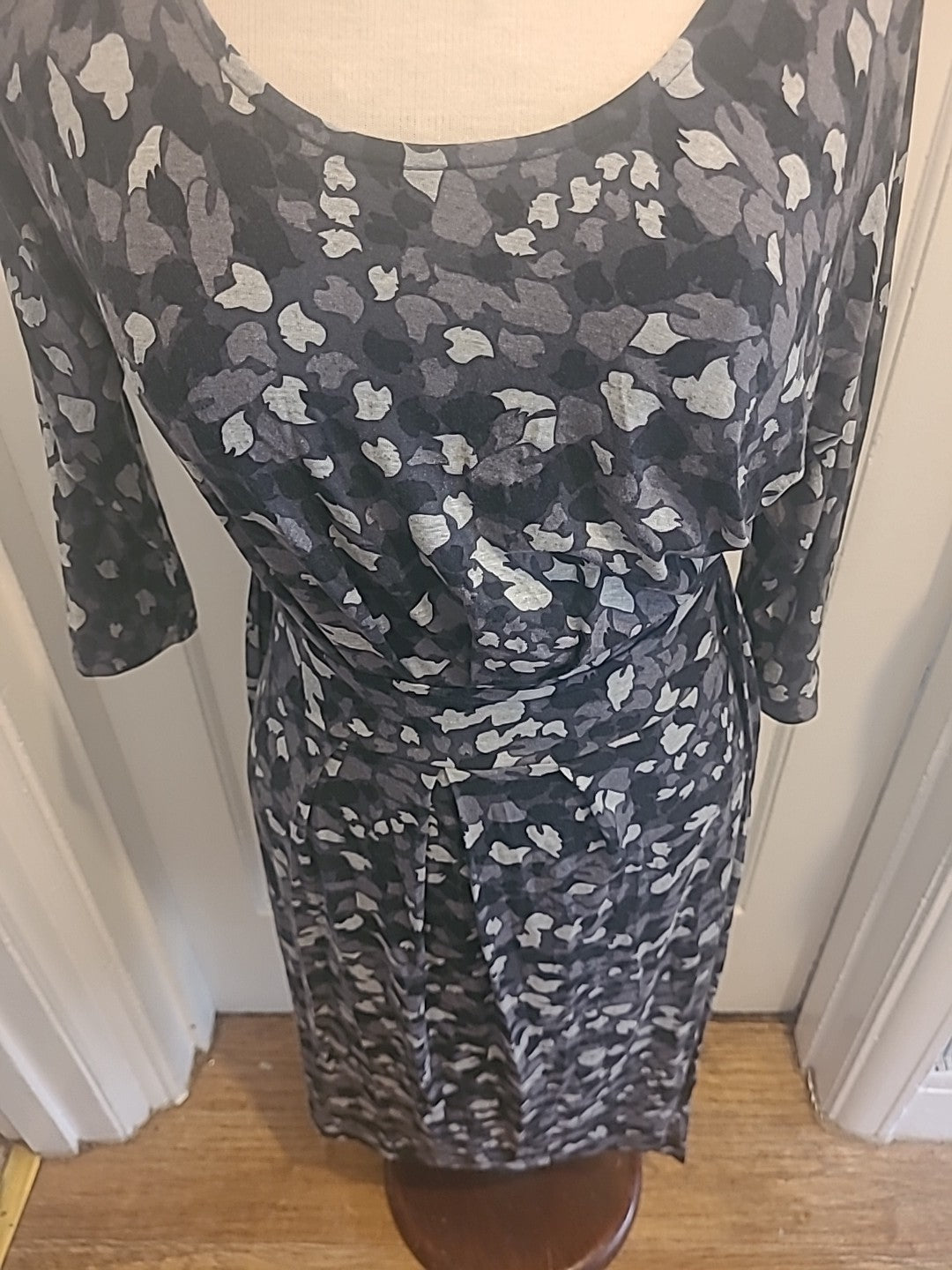 Ladies Laura Ashley Size 8 Camo Style Long Sleeved Dress