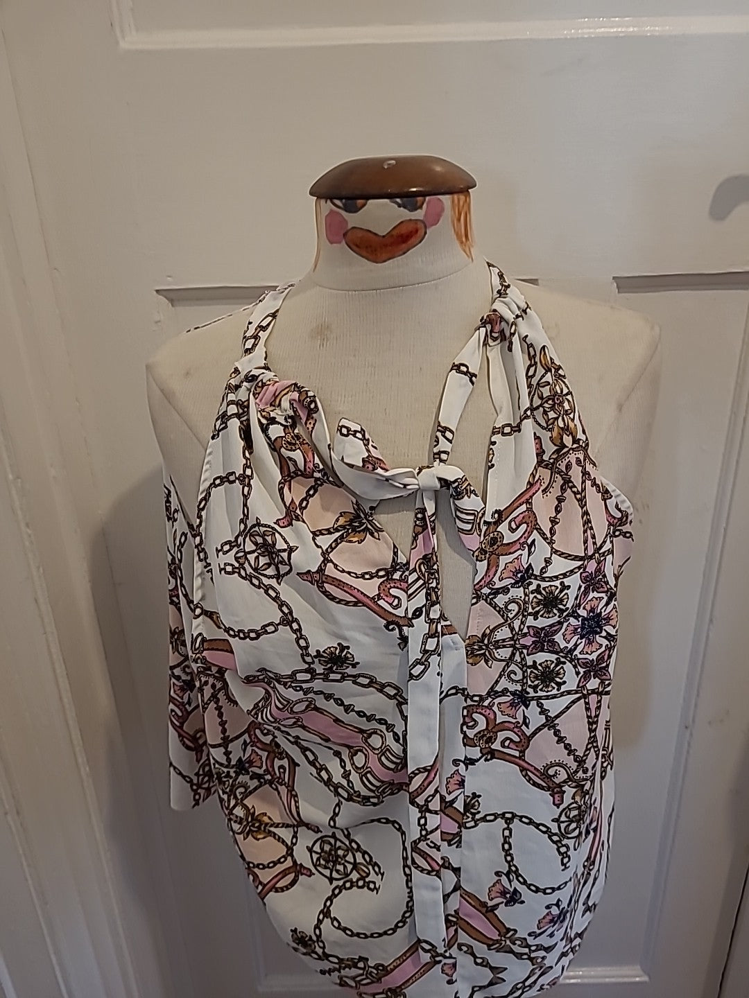 Ladies Primark Size 14 Pink And White Chain And Lock Sleeveless Top