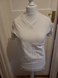 Mens Gap Size Medium V Neck Tshirt