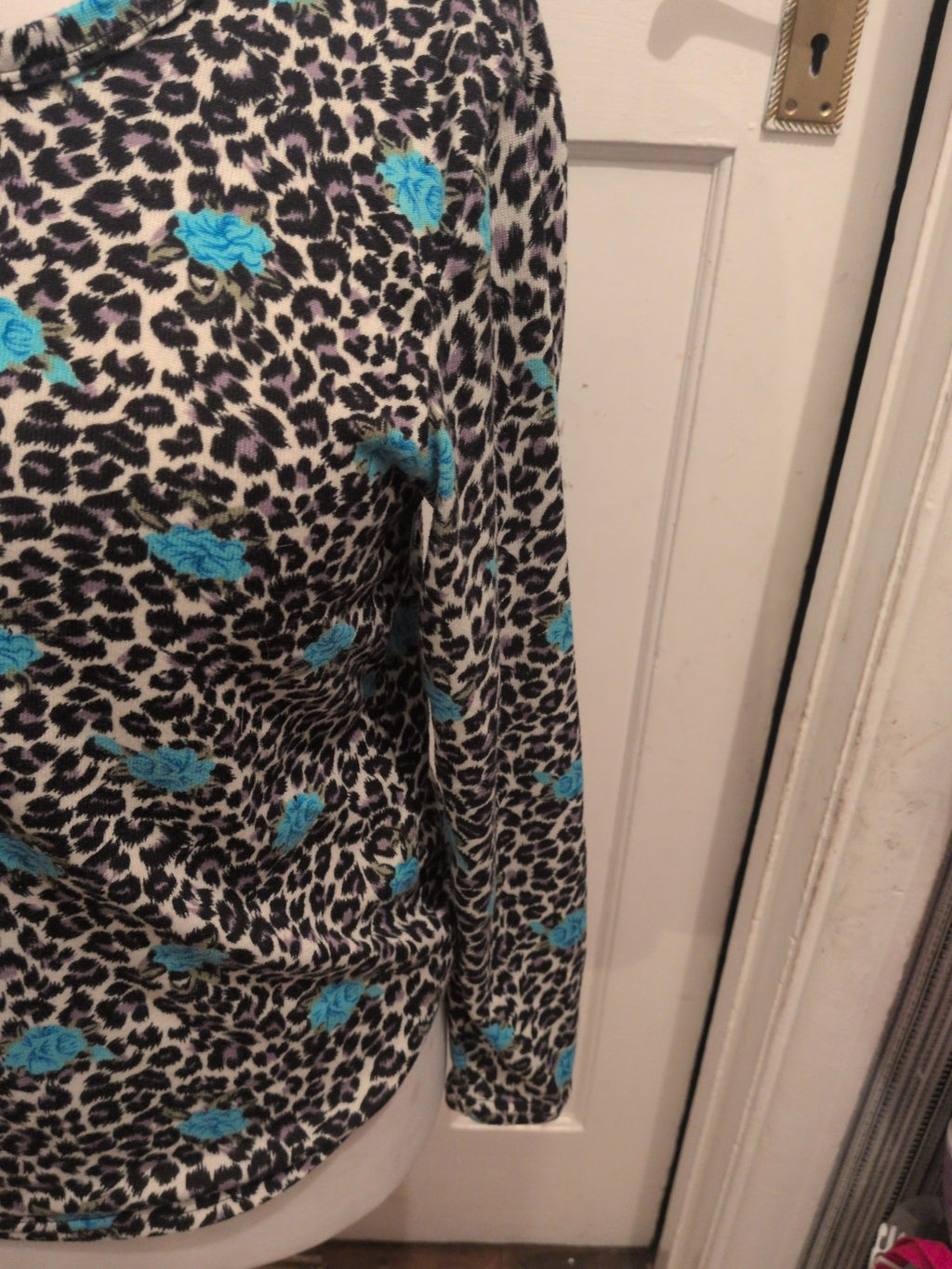 Ladies Blue Fashion Size M/L Black And Blue Flower Long Sleeve Lightweight...