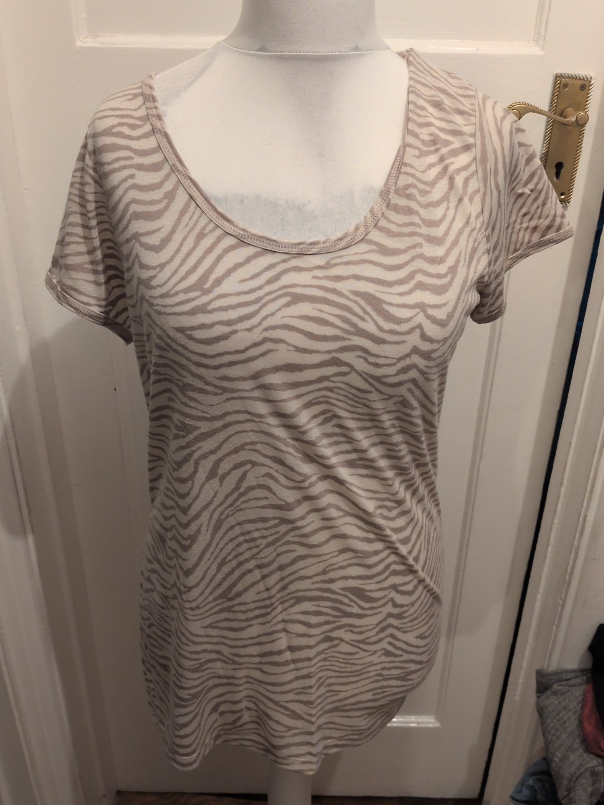 TU 16 Pale Zebra Print Short Sleeve T-shirt