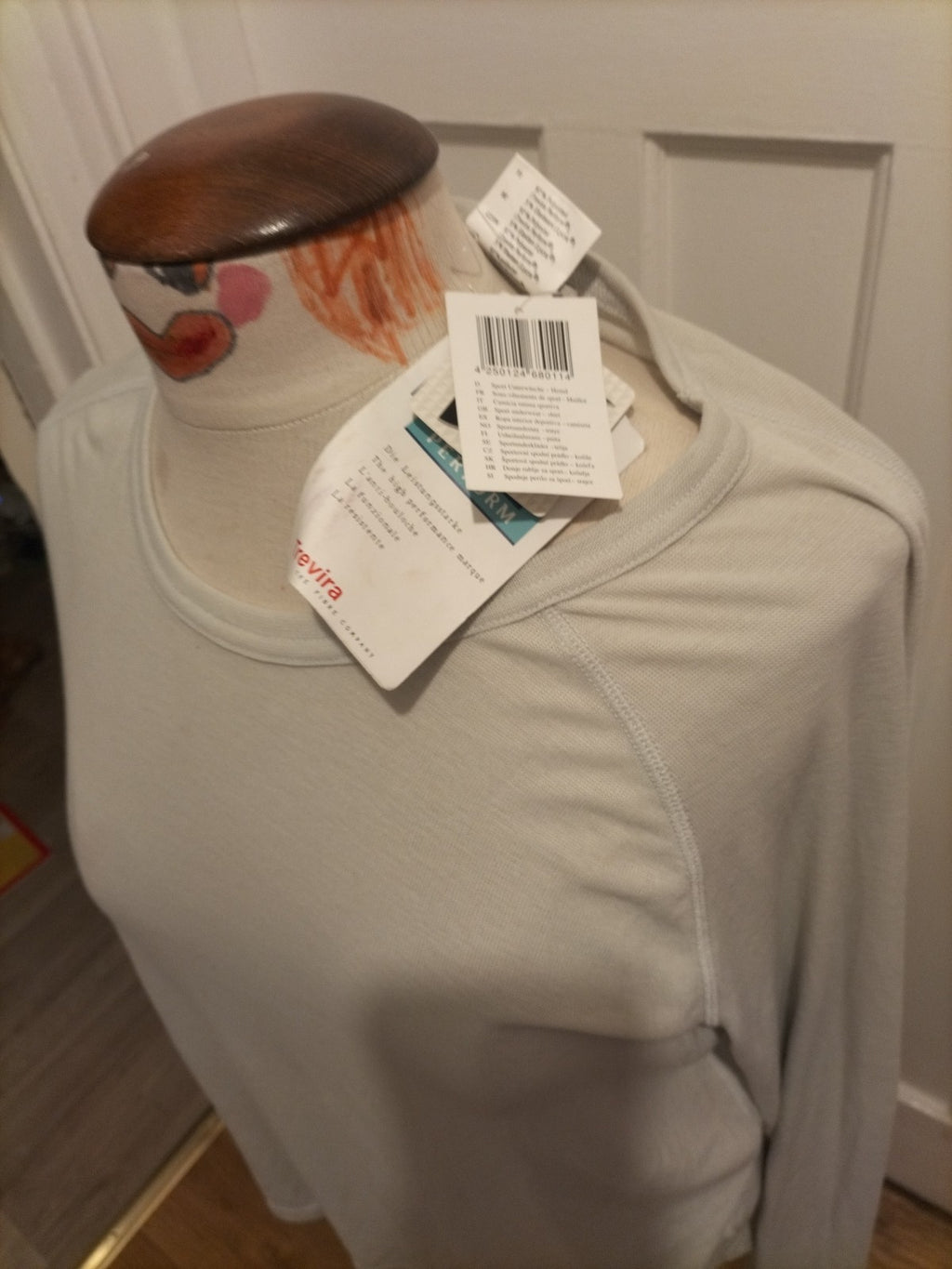 Brand New Mens Unique&Pure Size 2XL Pale Blue Long Sleeved Sports Tshirt