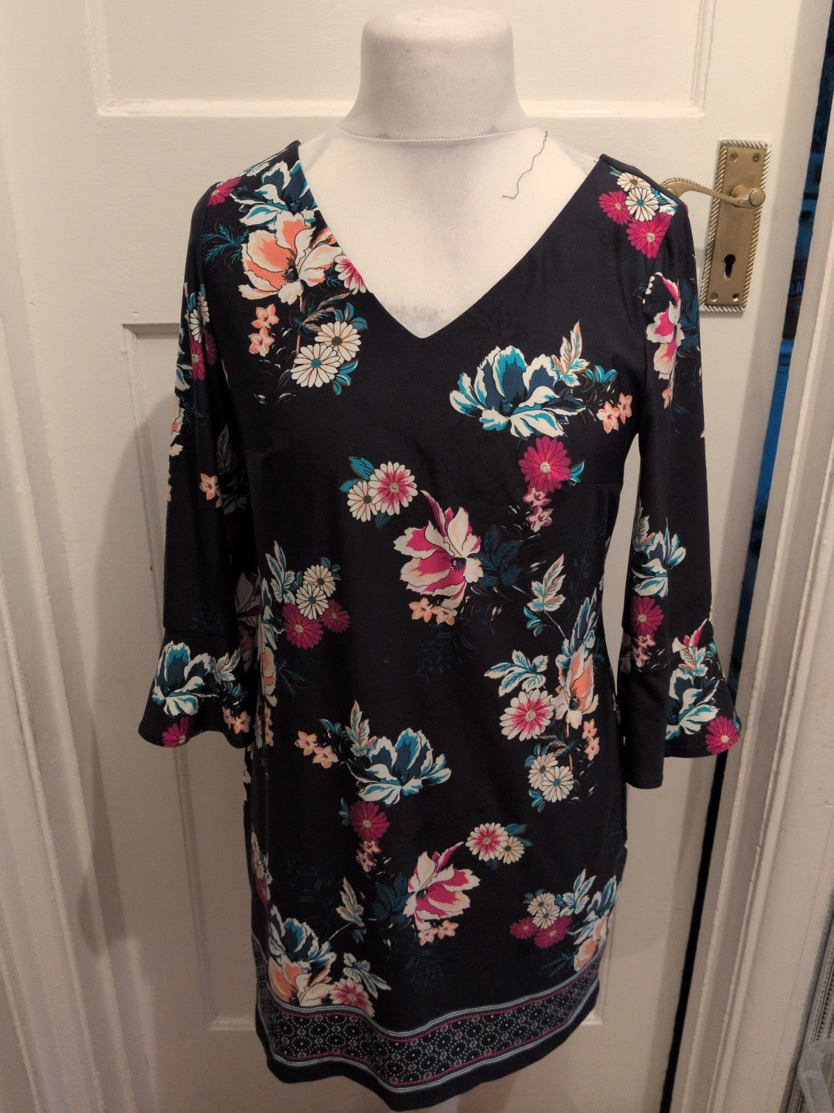 F&F 12 Navy Floral 3/4 Sleeve Dress