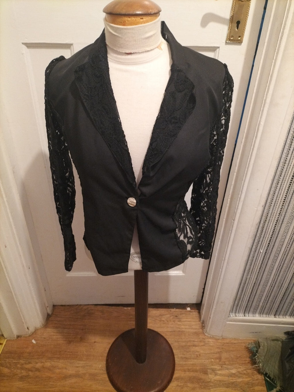 Ladies Zanzea Small Black Jacket