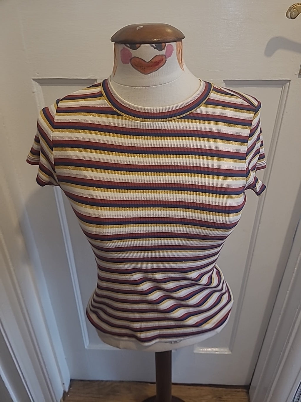 Ladies Monki Size Xs Multi Striped Short Sleeved Tshirt