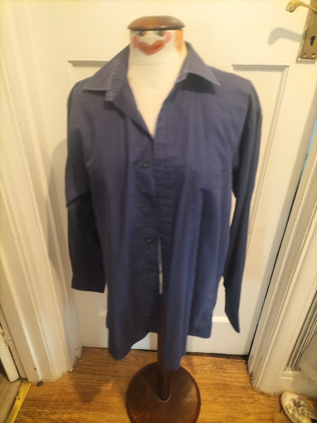 Mens Van Heusen Size 15.5" Navy Long Sleeved Shirt(Marked Collar)