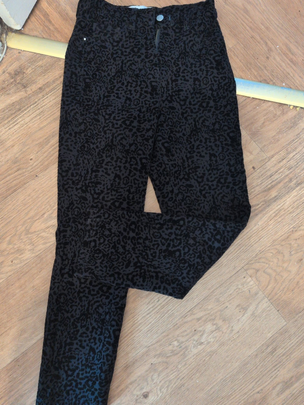 Ladies Next Size 6 Reg Straight High Rise Black Patterned Jeans