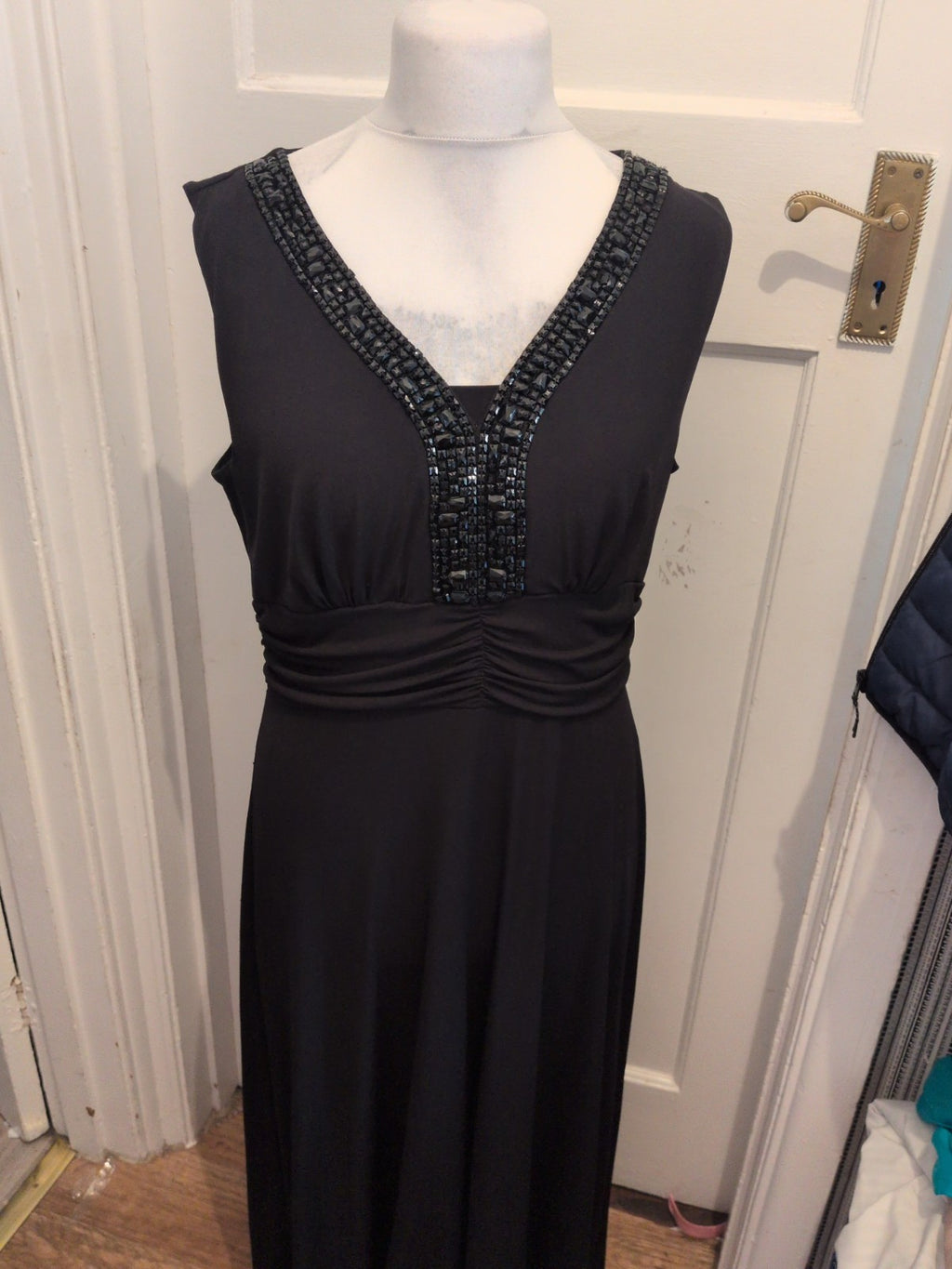 Precis 16 Black V Neck With Detail Sleeveless Long Length Dress