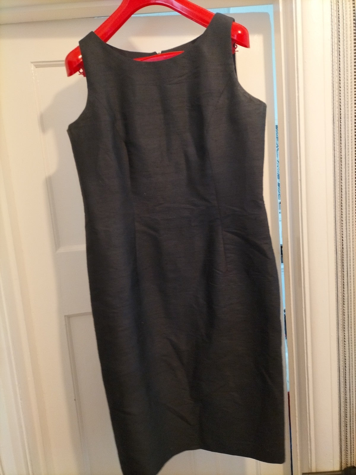 Ladies Size Large Black Sleeveless Lined Dress