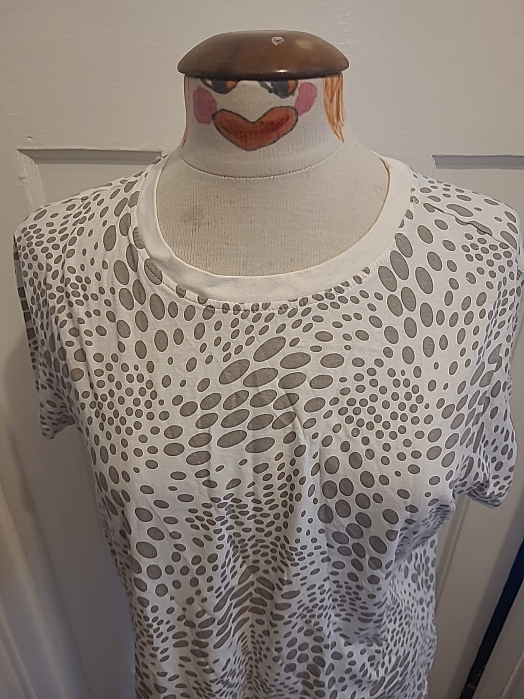 Ladies Primark Size 14-16 Grey Cream Printed Tshirt