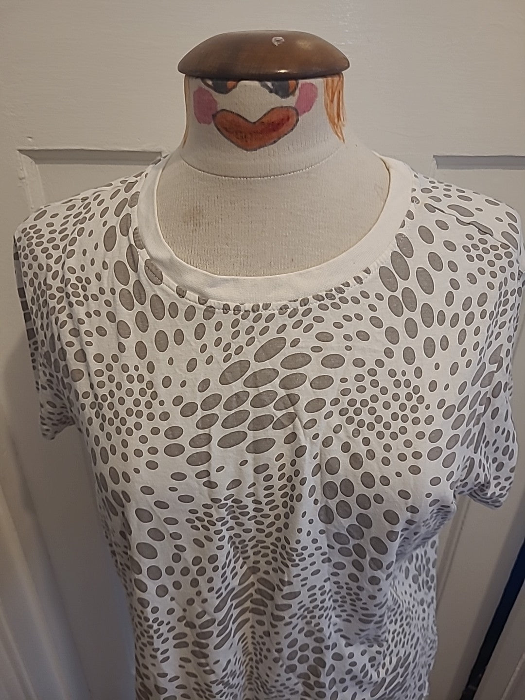 Ladies Primark Size 14-16 Grey Cream Printed Tshirt