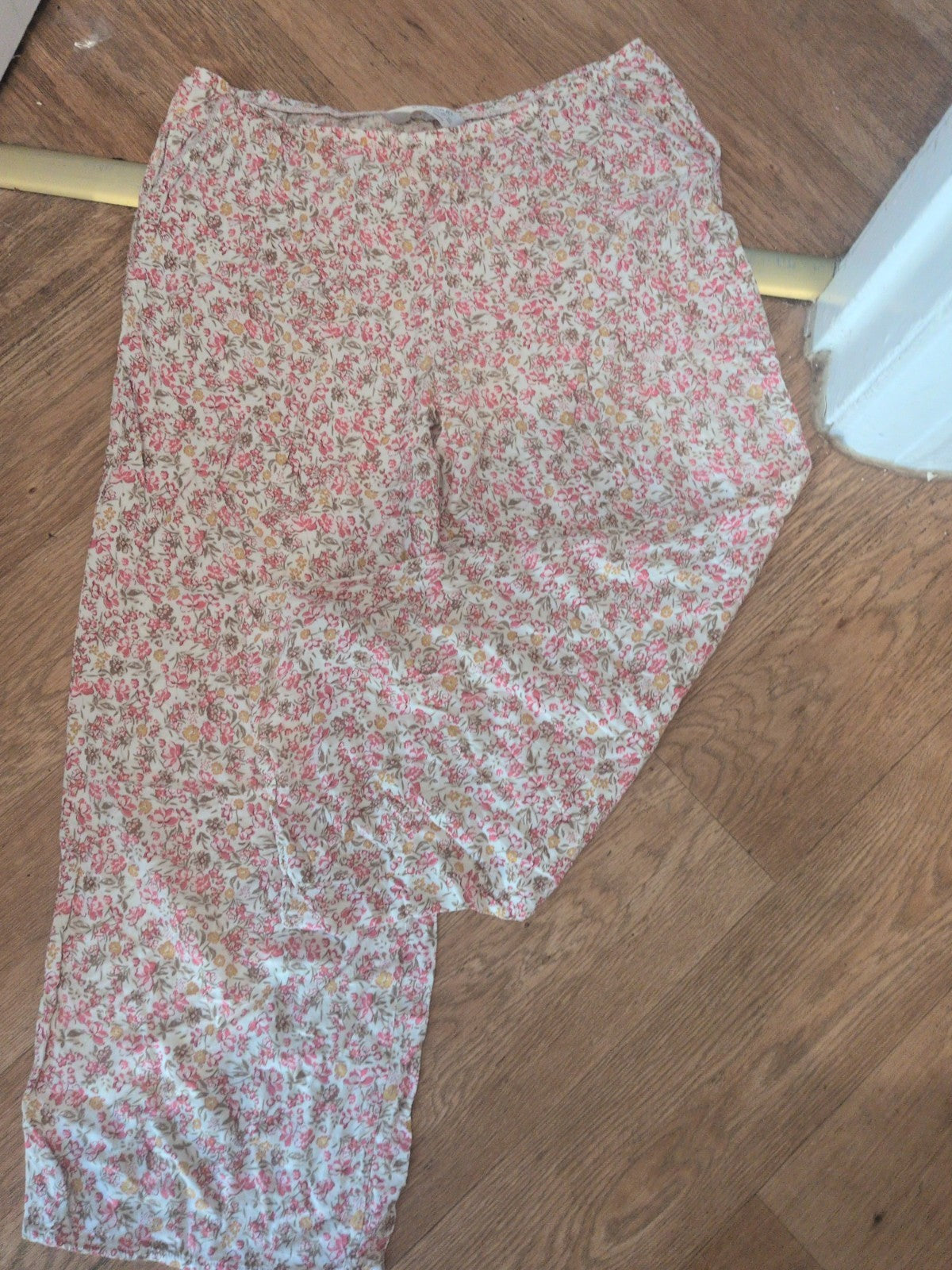 Primark 12-14 Pink Floral Elasticated Pyjama Bottoms