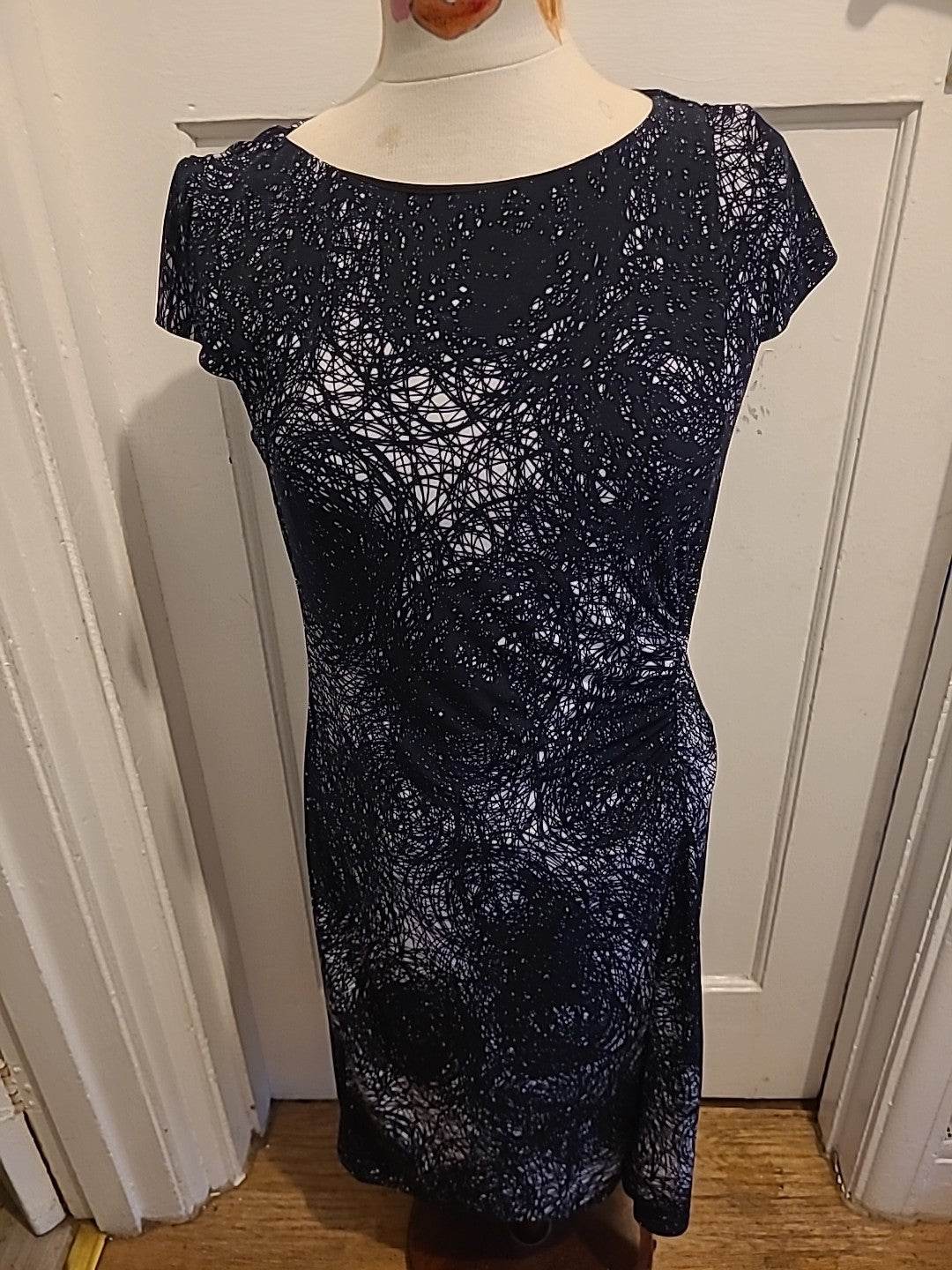 Ladies Marks And Spencer Size 14 Navy Short Sleeved Lined Dress