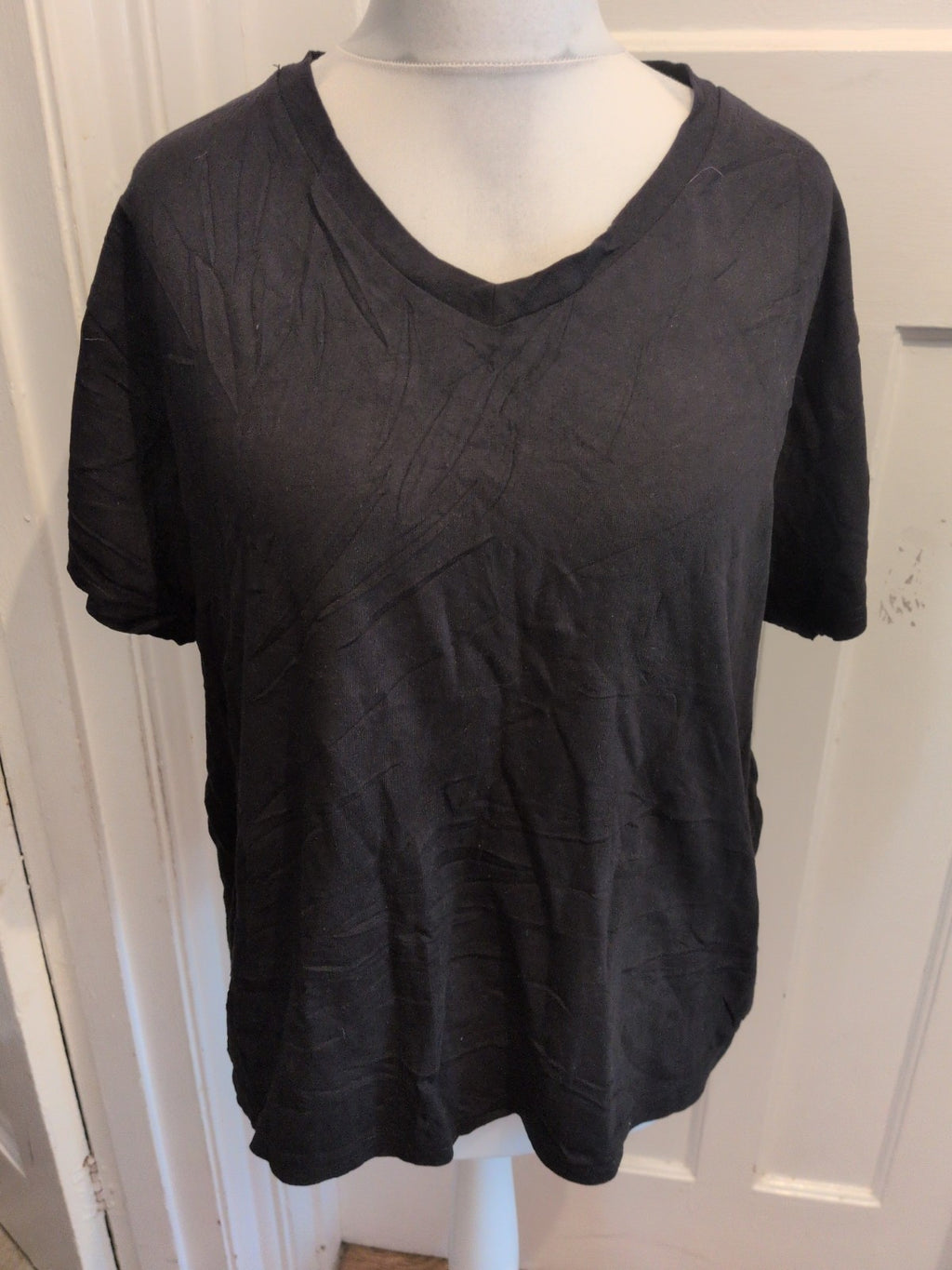 Boohoo 18 Black V Neck T-shirt Short Sleeve