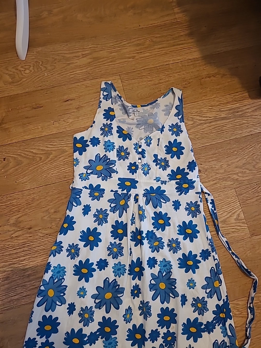 Ladies Lime Bay Size 1(Small) White And Blue Sleeveless Dress