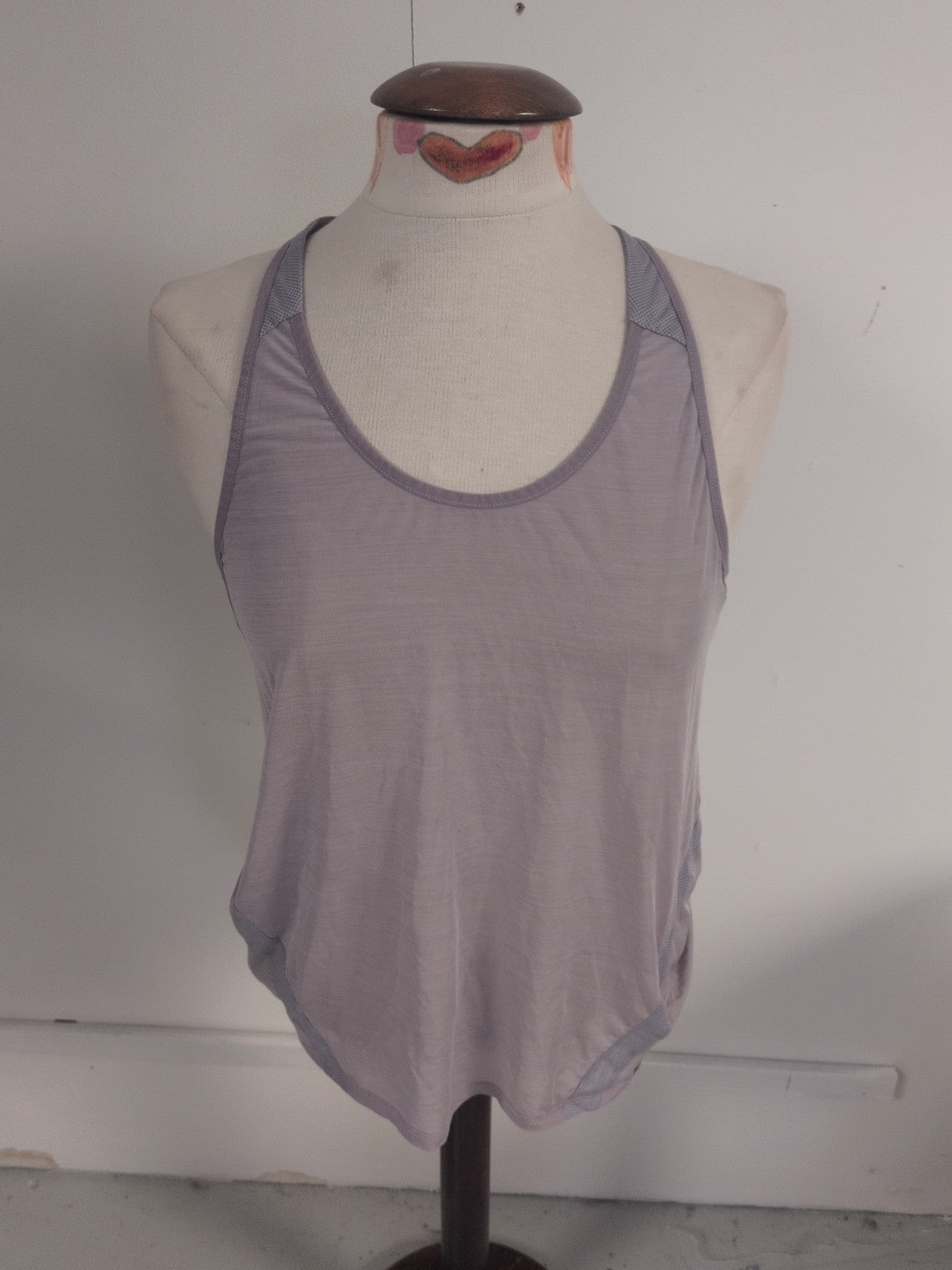 Decathlon Medium Pale Purple Sleeveless Sportswear Top