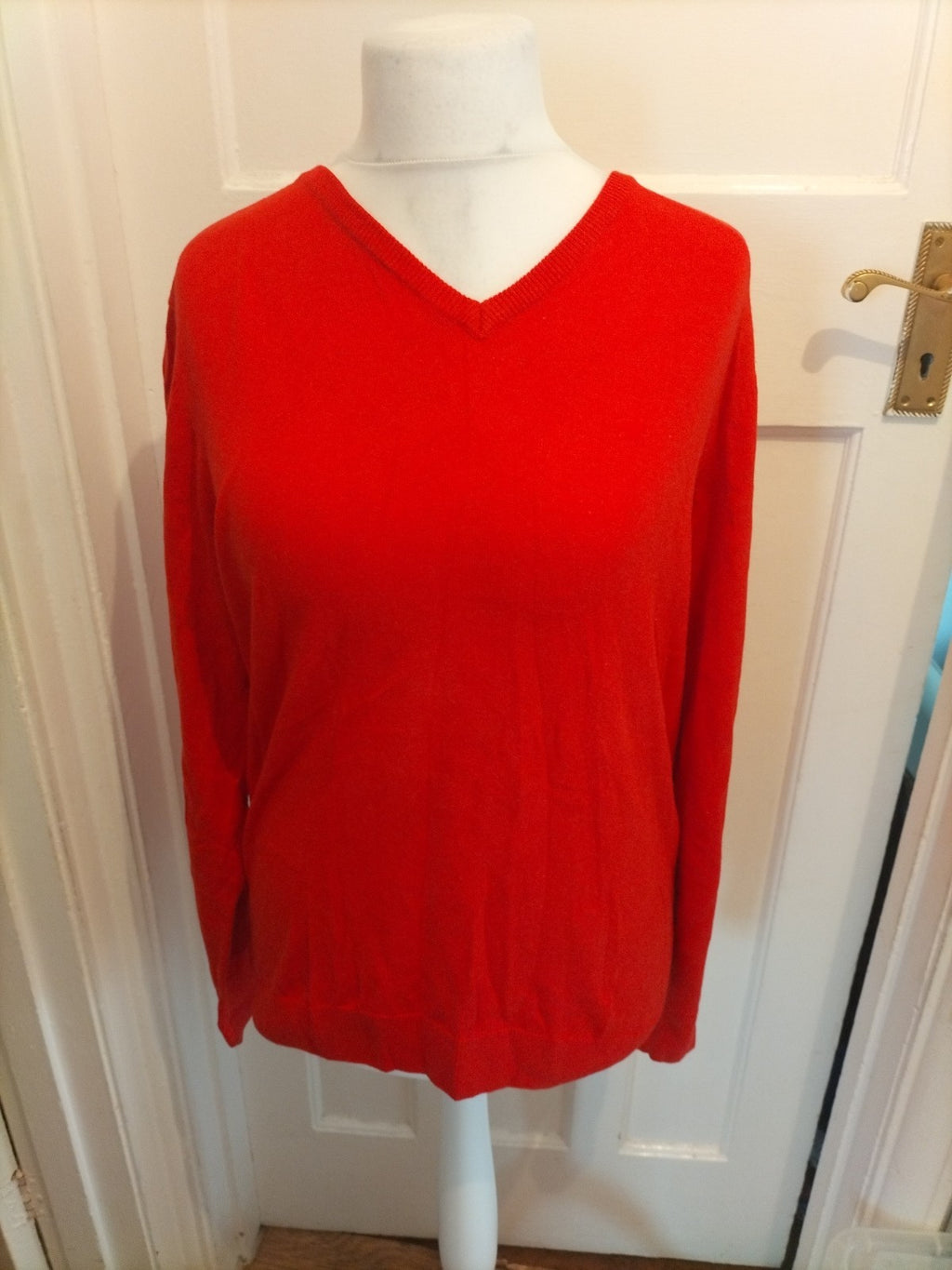 Mens Tom Taylor Size M Red V Neck Pullover Jumper