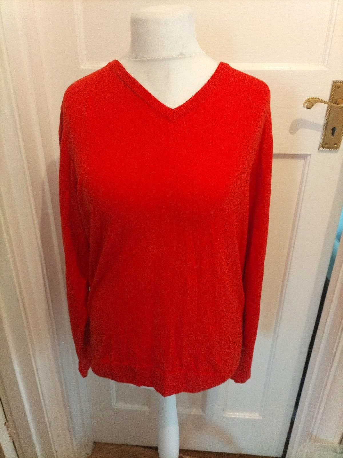 Mens Tom Taylor Size M Red V Neck Pullover Jumper