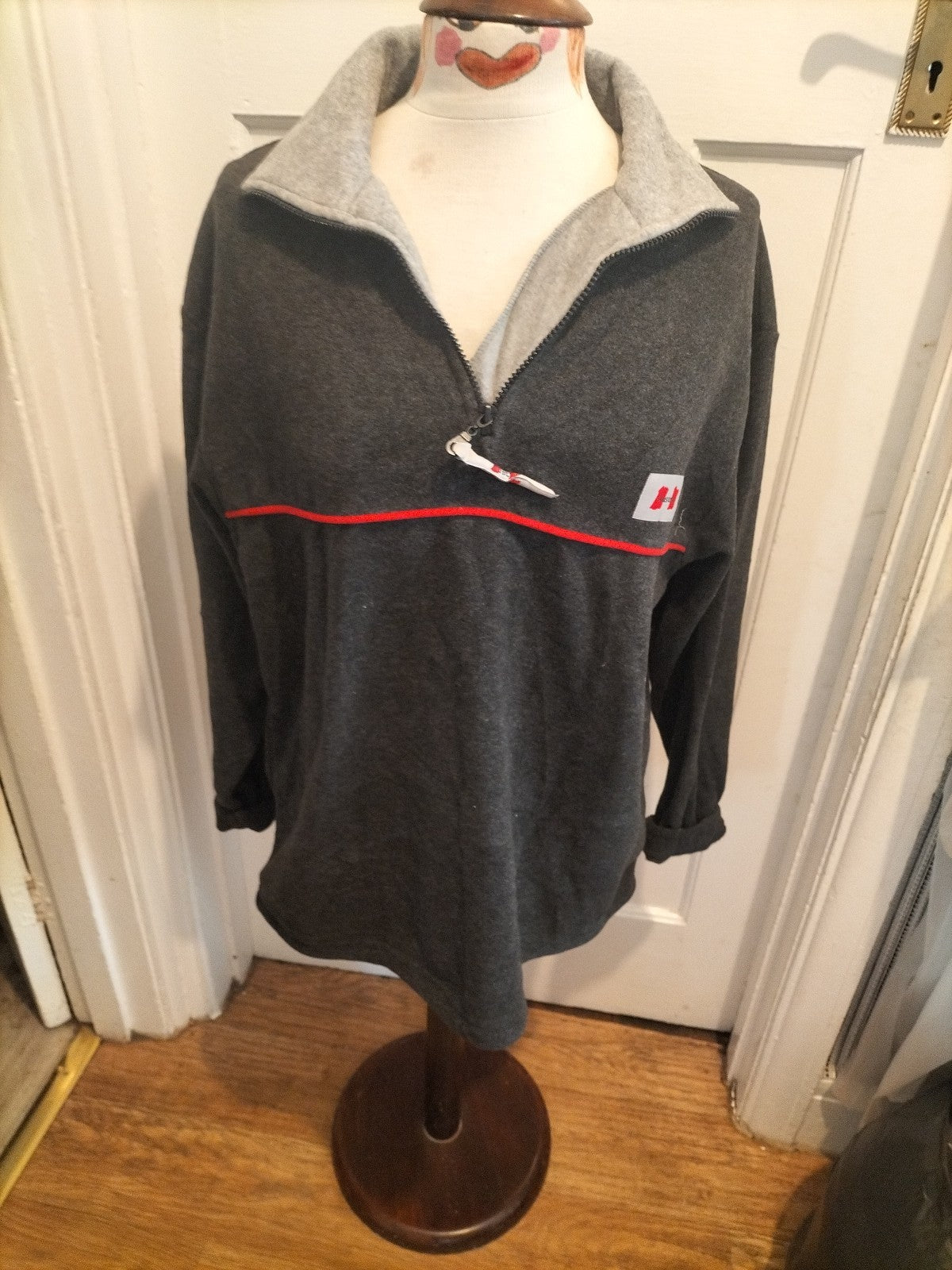 Ladies Winter Wonderland Size Medium Grey Pullover Jumper Austria