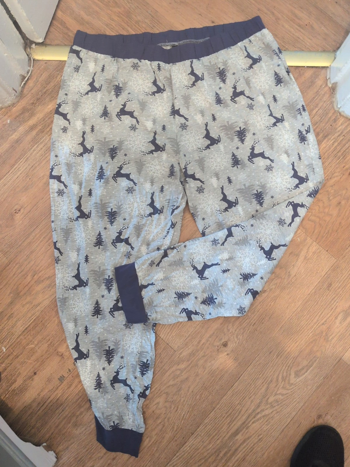 20/22 Grey And Navy Christmas Pattern Pyjama Bottoms