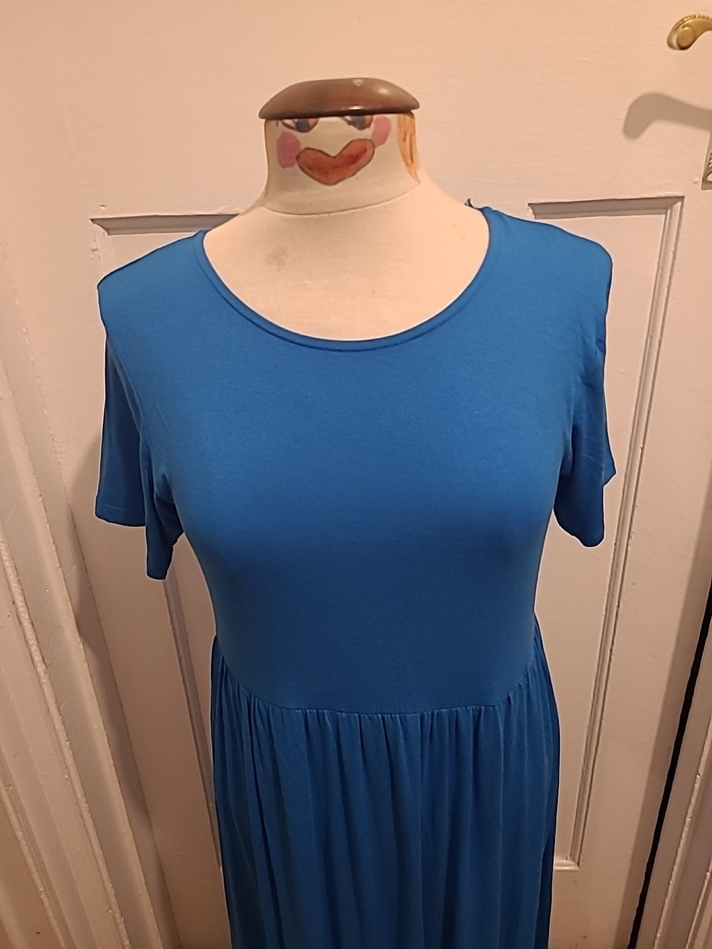 Ladies Select Size M Blue Short Sleeved Long Length Dress Immaculate