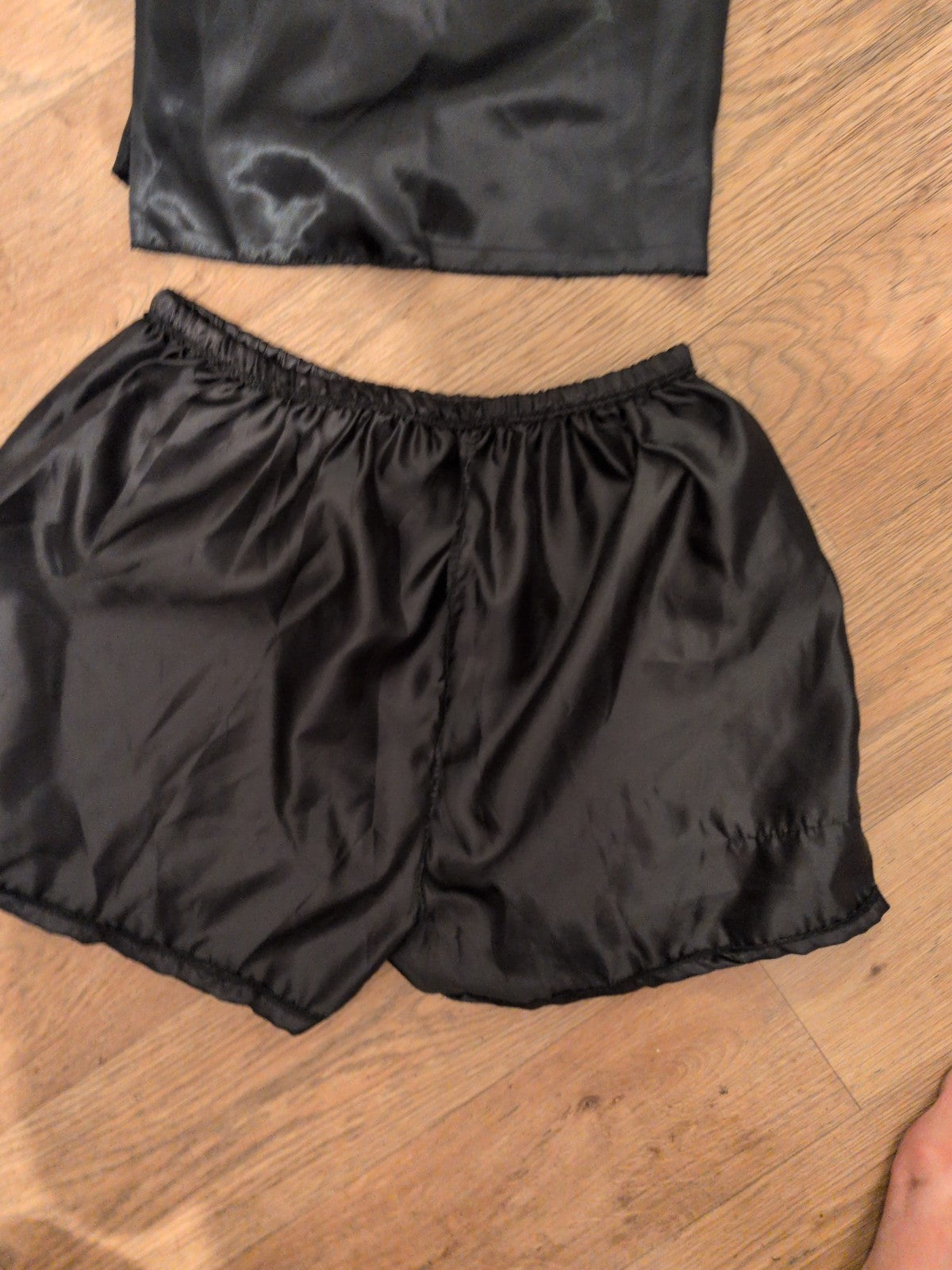 Ladies Size Medium Black 3 Piece Pyjama Set