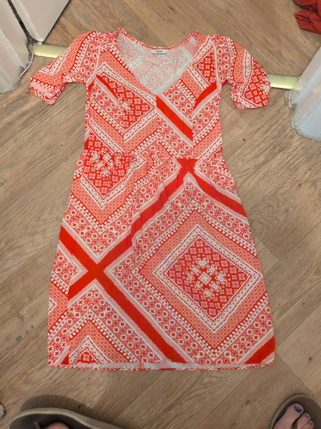 George 10 Red And White Pattern Short Sleeved Dress