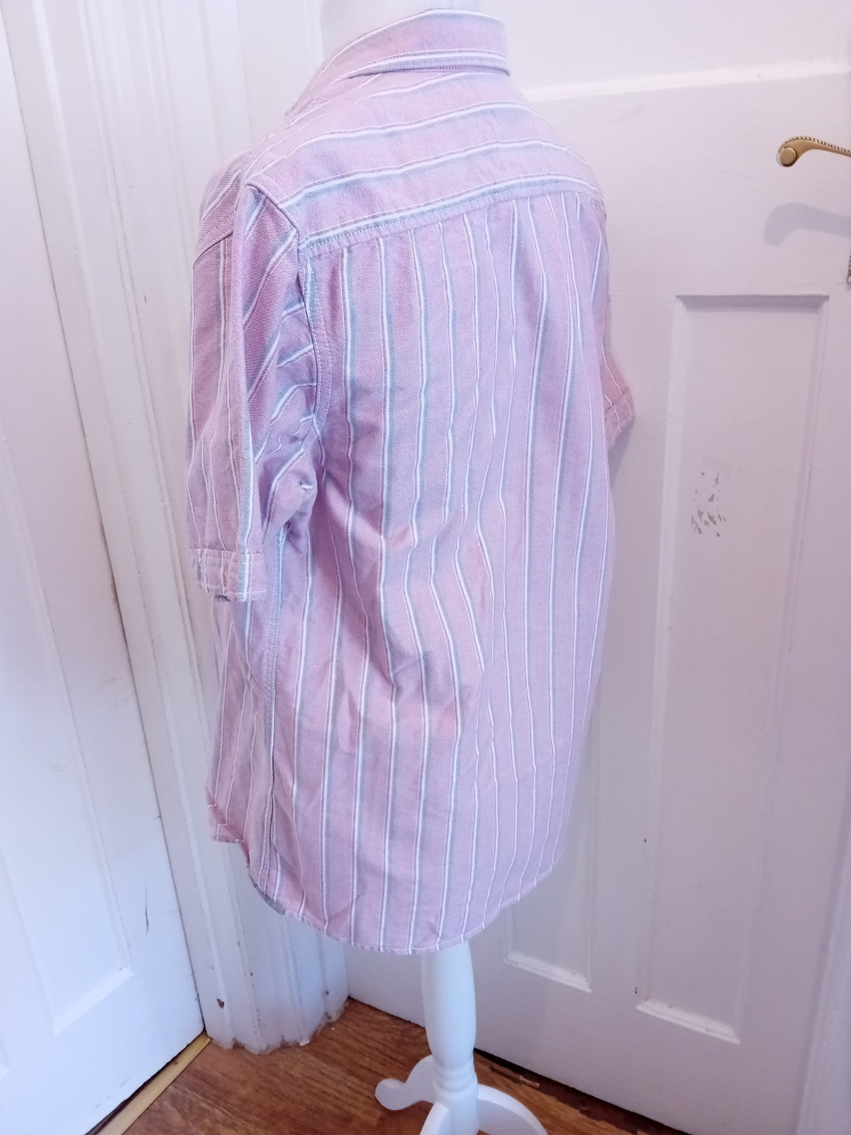 Boston Crew Medium Purple Blue Red Stripe Short Sleeve Shirt