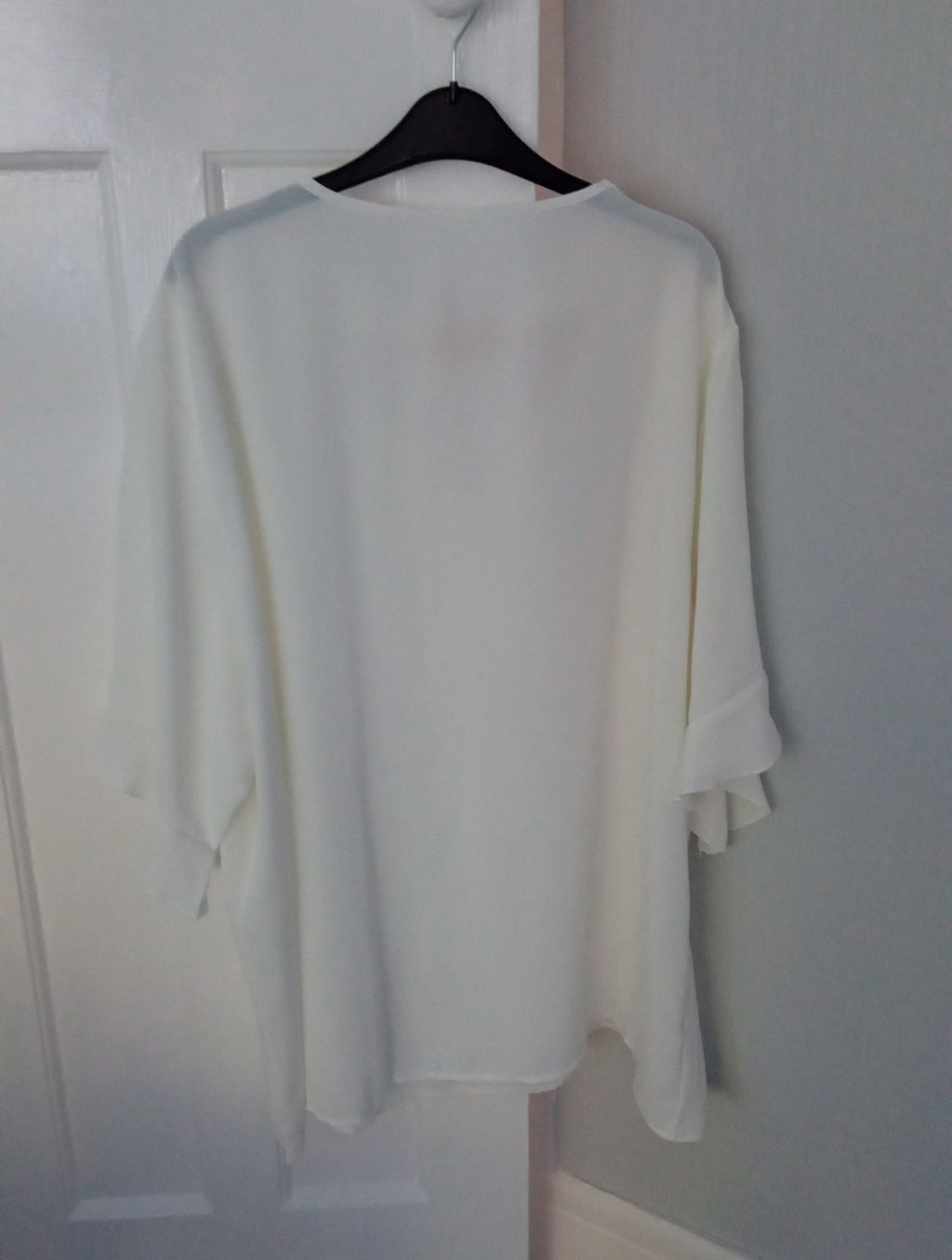 Ladies Brand New Cream Blouse Size 5XL Free Delivery