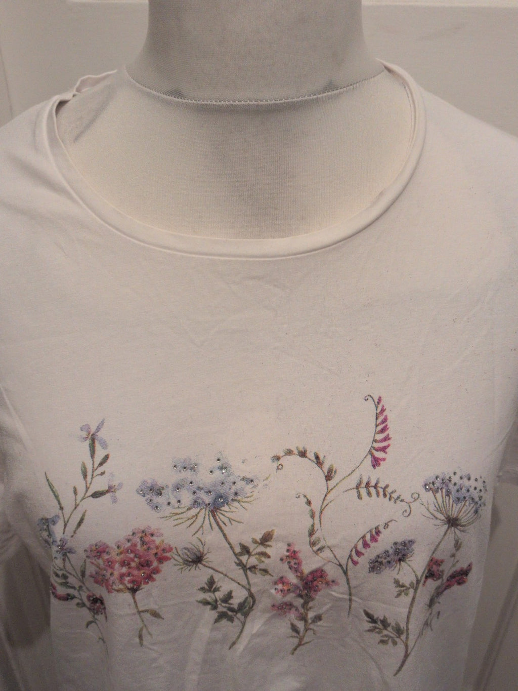 Ladies First Avenue Size XL White Short Sleeve Floral T-shirt