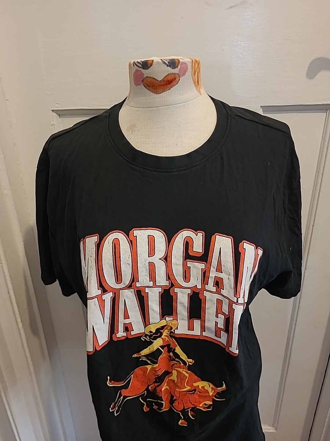 Mens Morgan Waller Size Medium Black Bull Print Tshirt