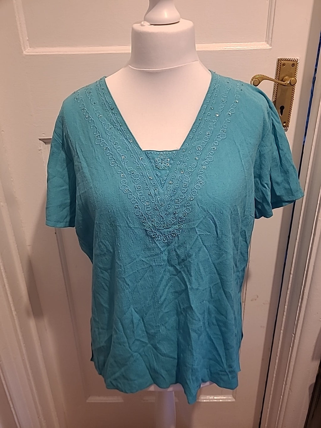Ladies EWM Size 20 Turquoise V Neck Short Sleeved Blouse