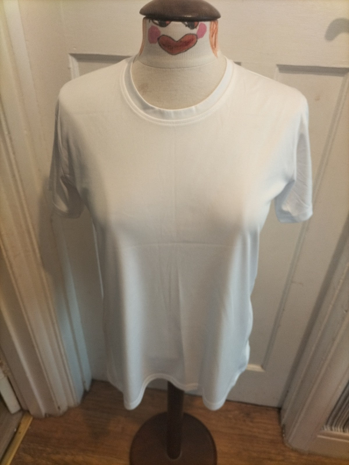 Ladies T.shirt Size Large Saxnet Limited