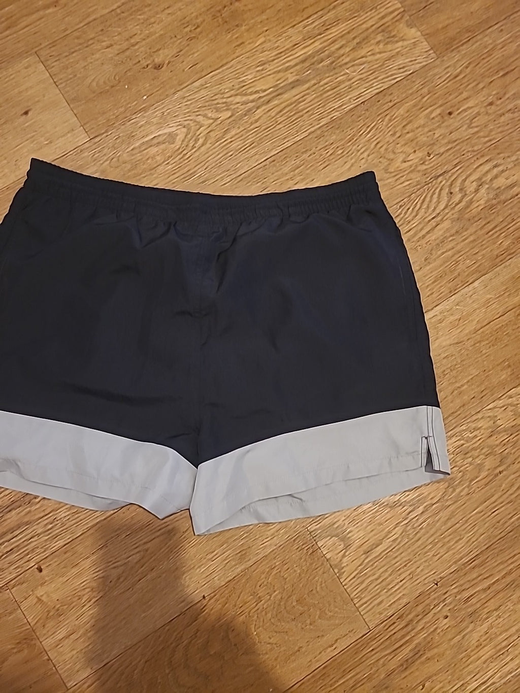 Mens Marks And Spencer Size Large Black/Grey Elasticated Shorts