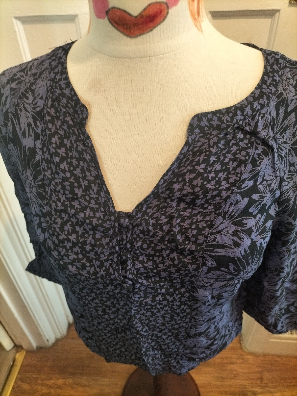 Ladies Small Purple Black Floral Long Sleeved Blouse