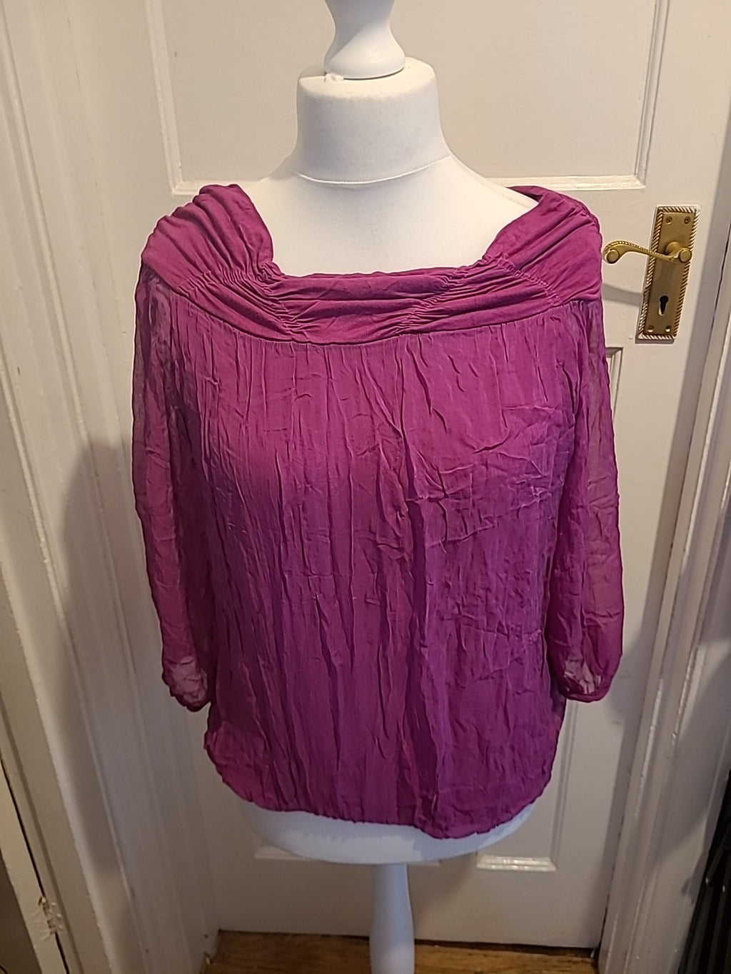 Ladies Size Medium Purple Short Sleeve Blouse