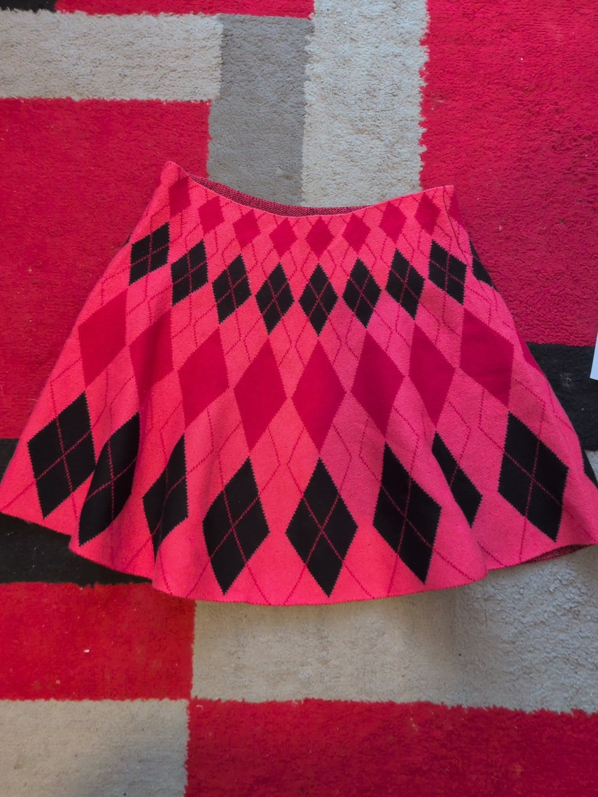 Ladies Primark Size 10-13 Small Pink And Black Short Flare Skirt