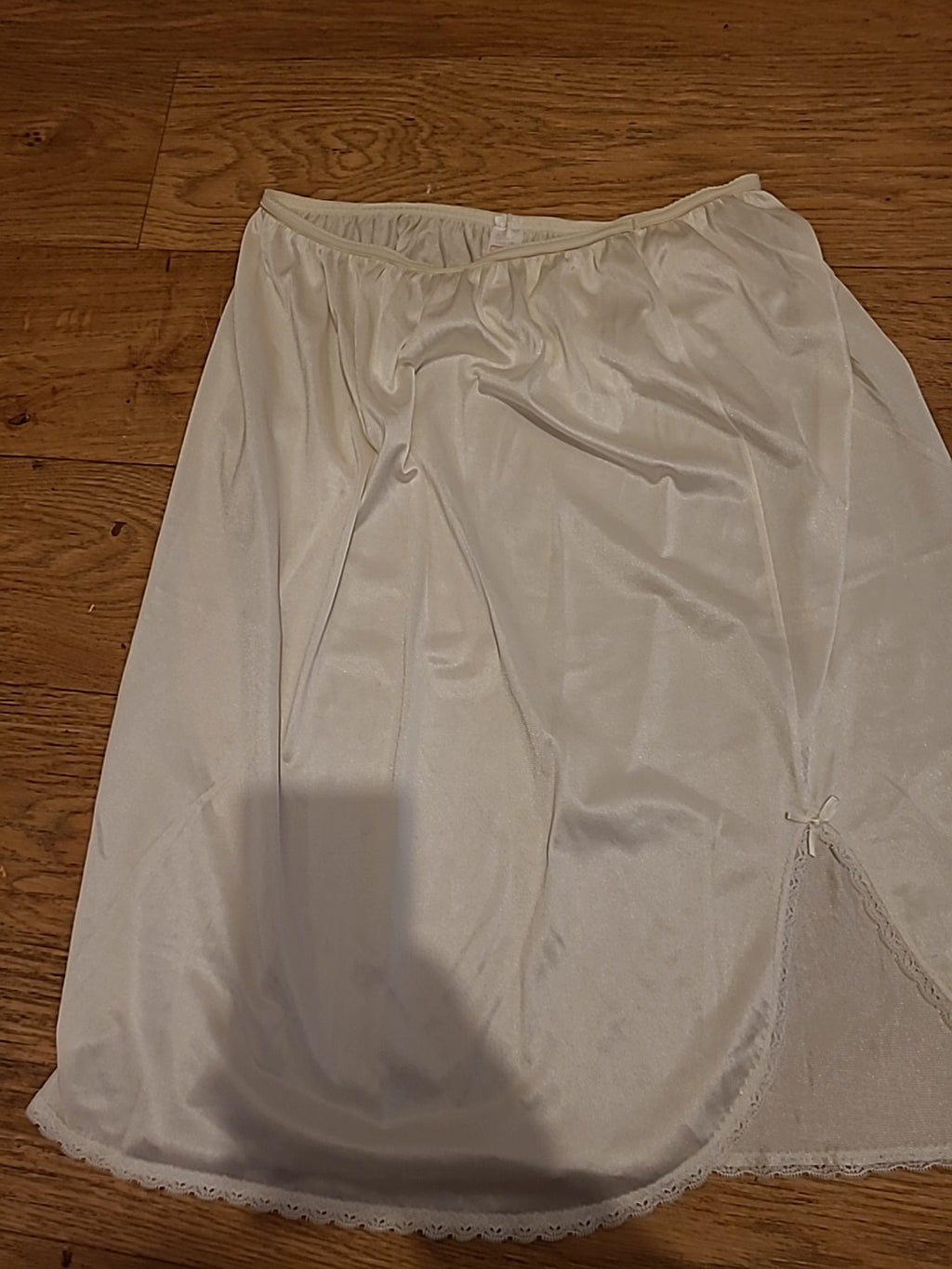 Ladies St Michael Size 14-16 Cream Pettiskirt