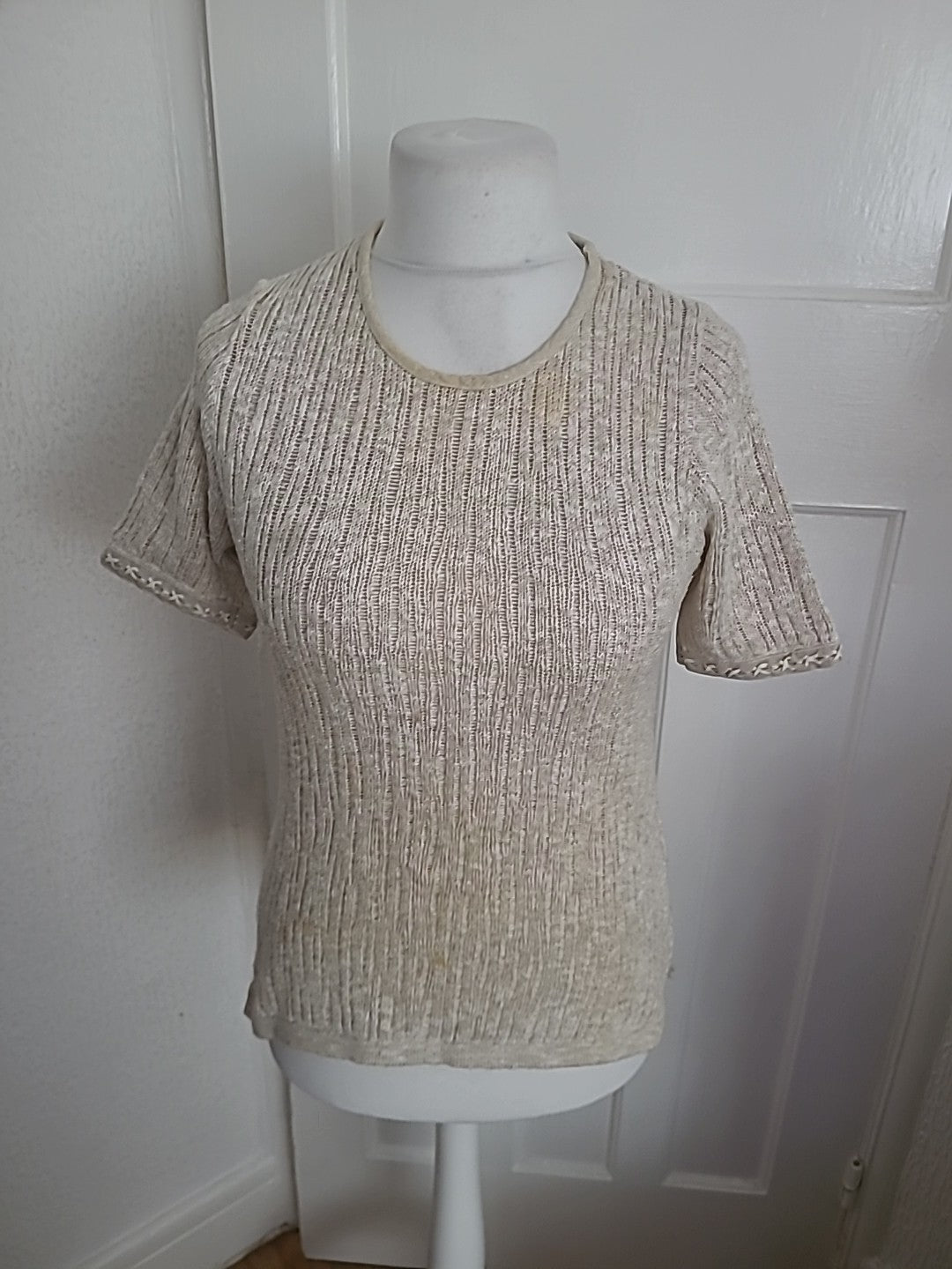 Ladies Damart Size 12-14 Beige Knit Short Sleeved Tshirt