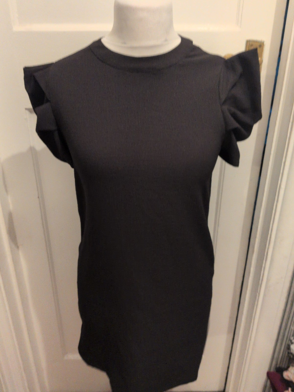 Emery Rose Medium Black Short Sleeve Dress