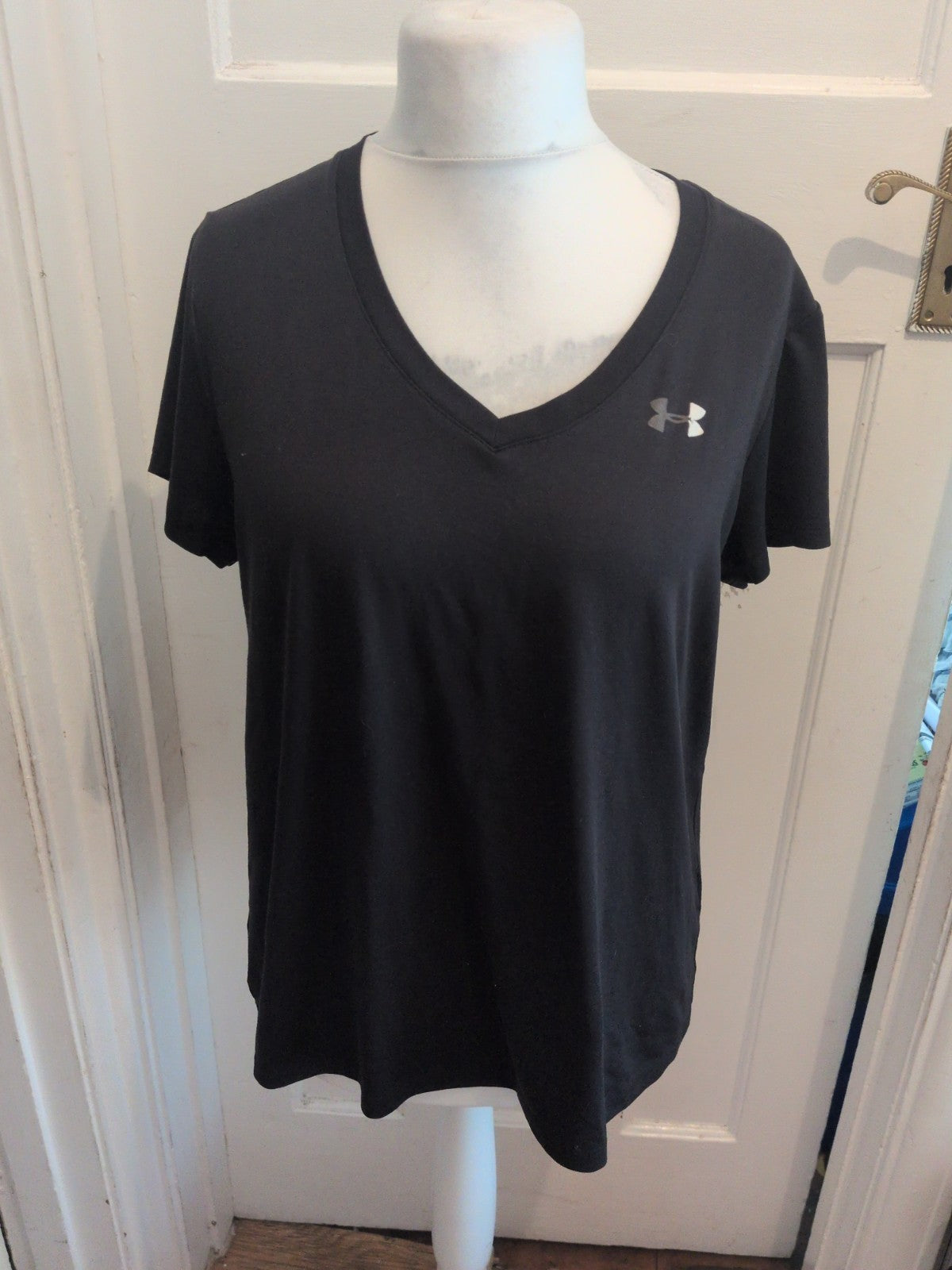 Mens Under Armour Size XL Loose Black Short Sleeve T-shirt