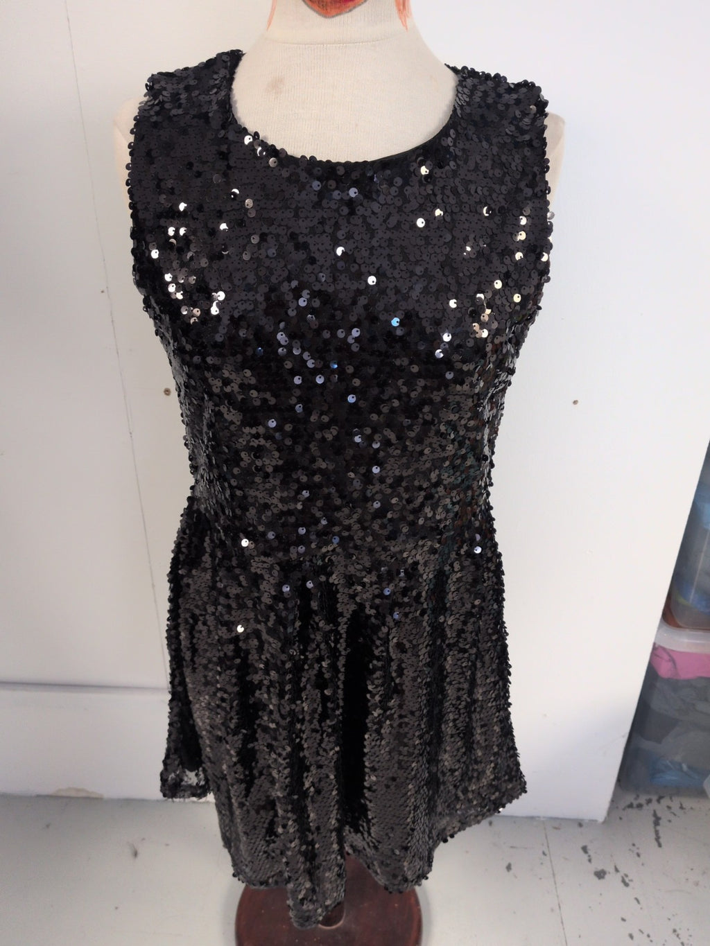 Papaya 14 Black Full Sequin Lined Sleeveless Dress Knee Length