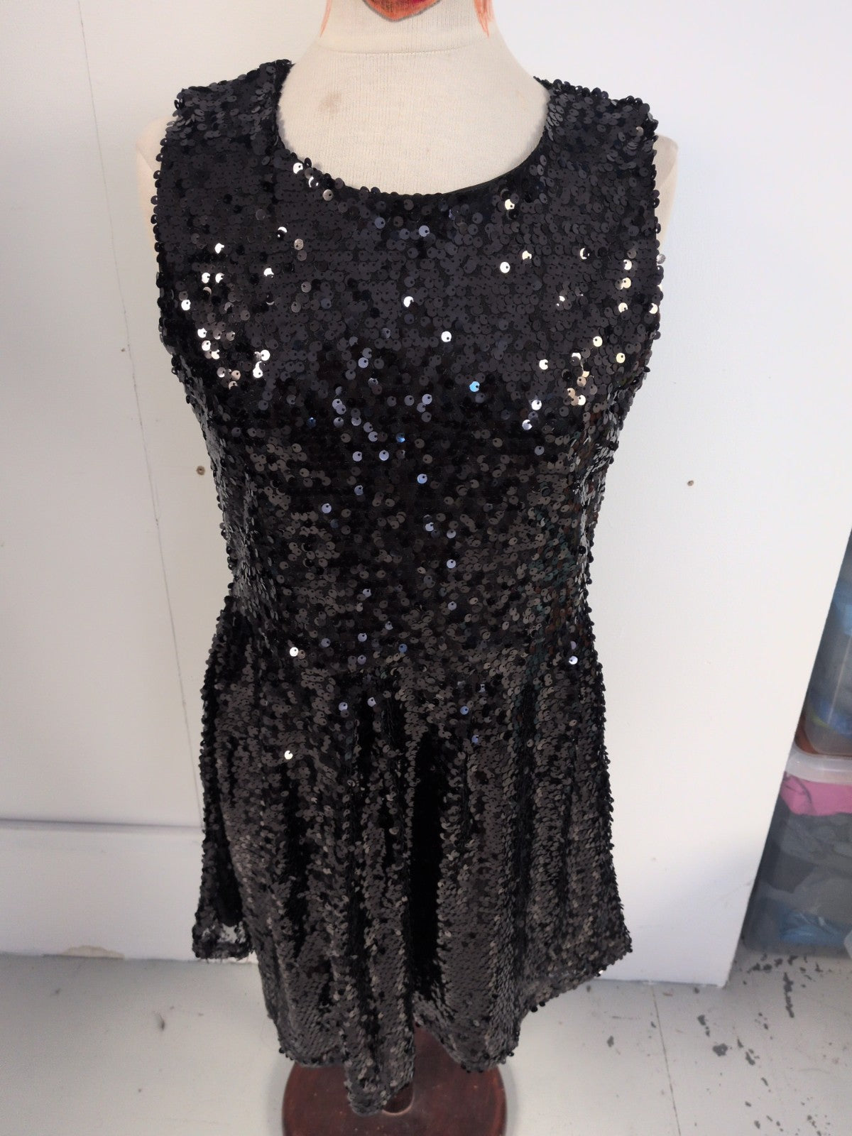Papaya 14 Black Full Sequin Lined Sleeveless Dress Knee Length